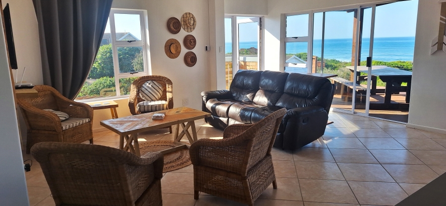 4 Bedroom Property for Sale in Boknesstrand Eastern Cape